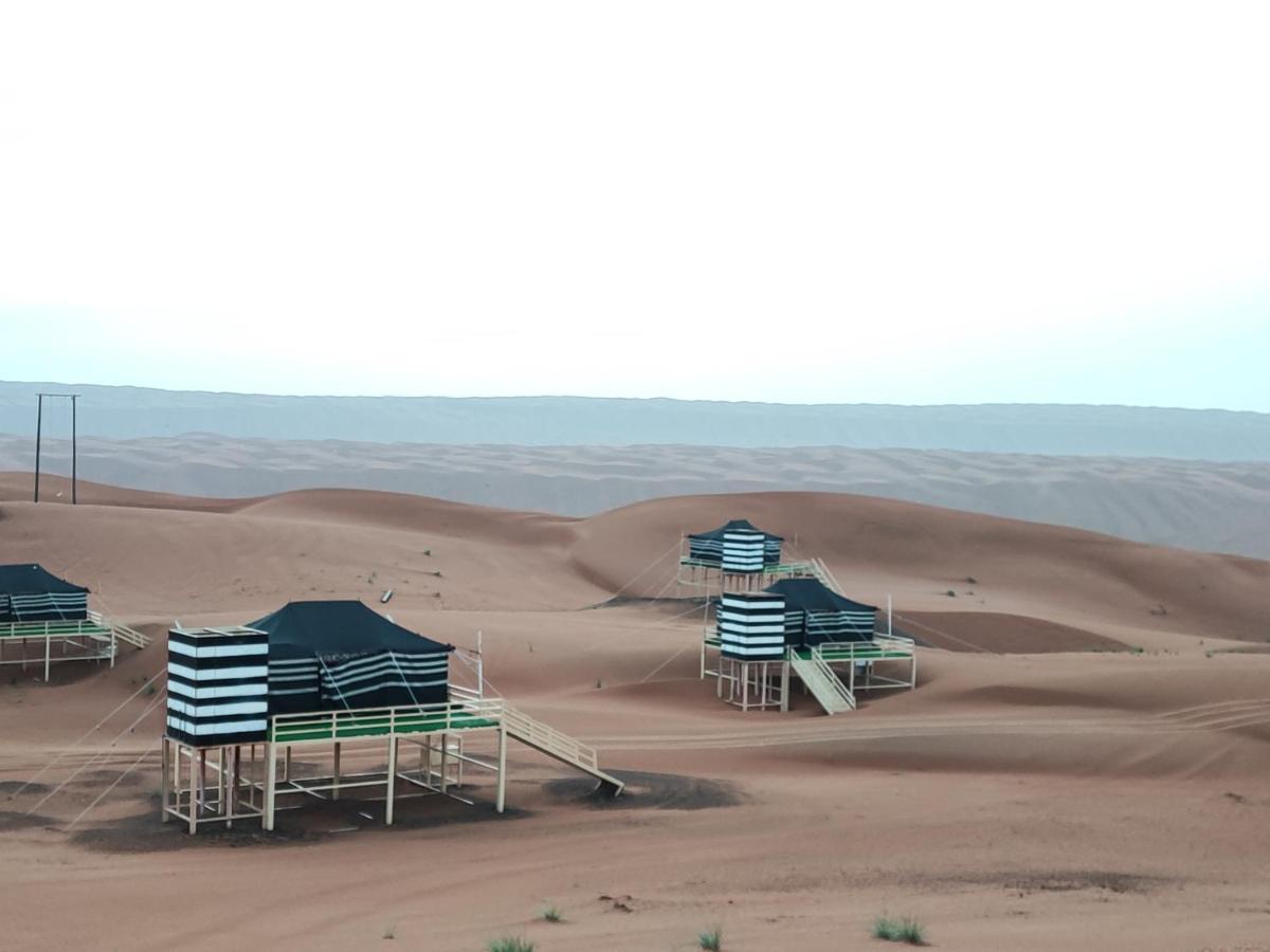 Oman Desert Private Camp Shāhiq Exteriör bild