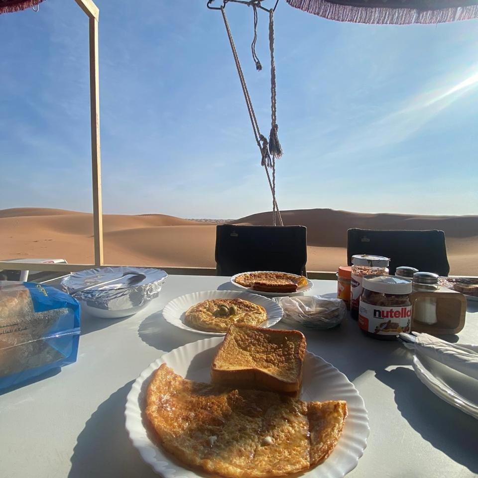 Oman Desert Private Camp Shāhiq Exteriör bild